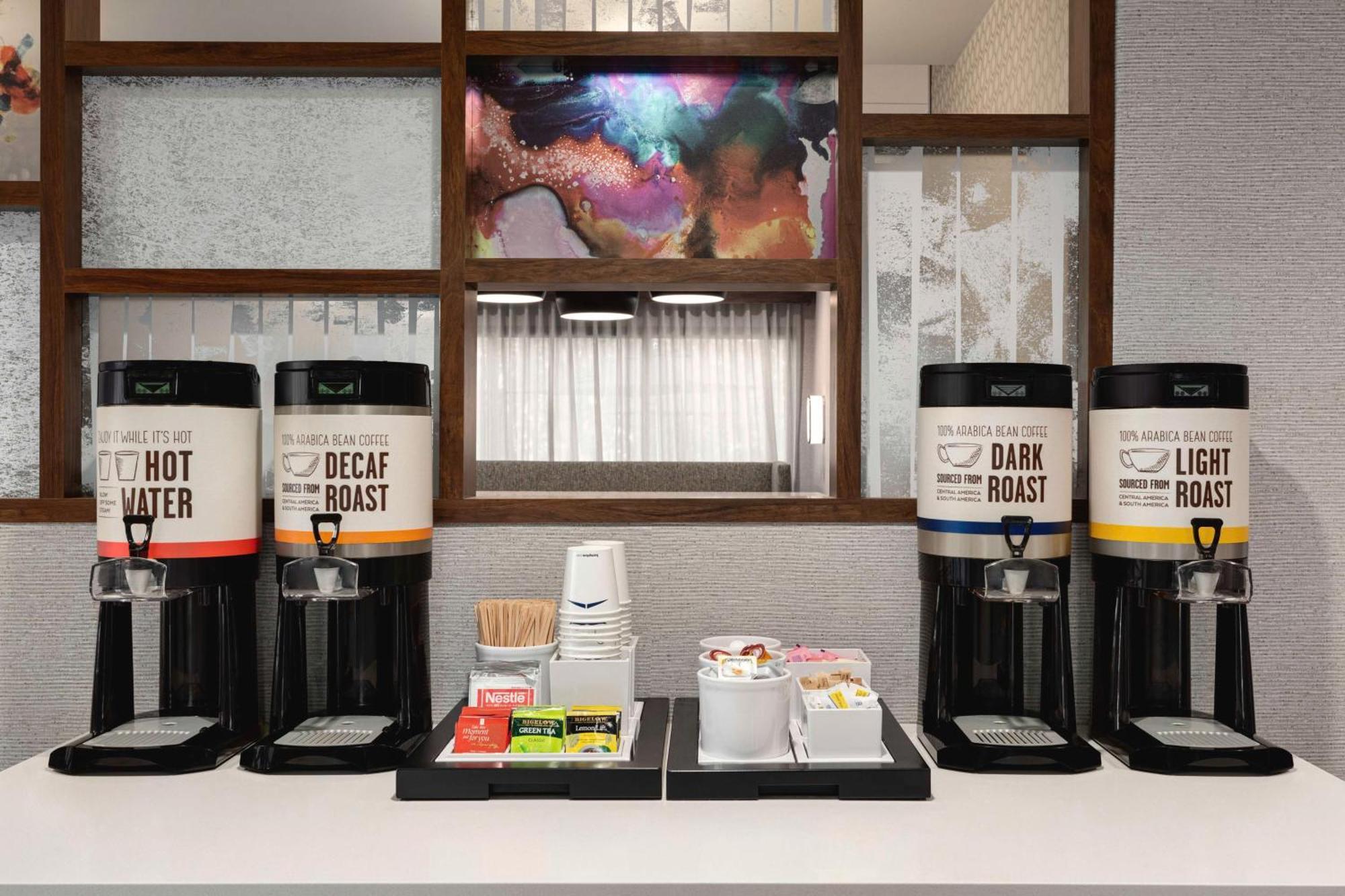 Hampton Inn Starkville Kültér fotó